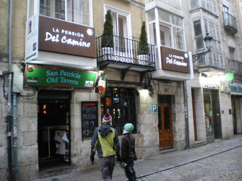La Pension Del Camino Бургос Экстерьер фото